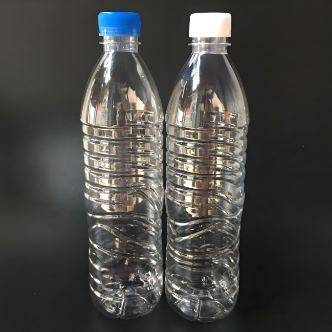 使用检测仪确保塑料水容器无泄漏.png